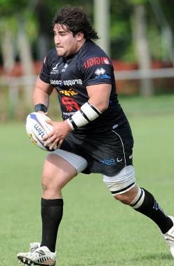 Il pilone Leandro Poloni in azione allo stadio Chersoni     