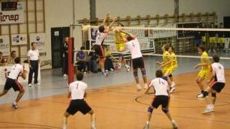 Volley Prato, tre punti per salvarsi