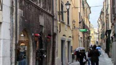 Negozi chiusi in città