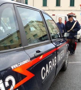 Una pattuglia di carabinieri 