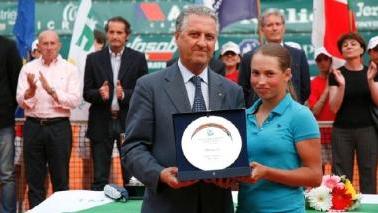 La russa Yulia Putintseva numero 12 al mondo premiata l’anno scorso da Salvatore Palazzo