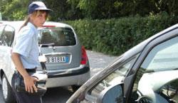 Parcheggi, fra un mese si paga