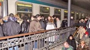 TRENI - ARRIVI E PARTENZE