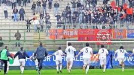 La riapertura della Nord, gli applausi per Gemignani la doppietta di Marrani: al Melani torna la commozione
