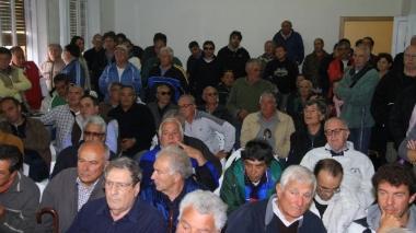 <b>SORTEGGIO</b> Un momento della riunione per l’estrazione a sorte dei posti barca
