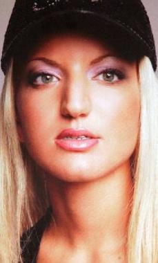 <b>VITA SPEZZATA.</b> Paola Carpi 