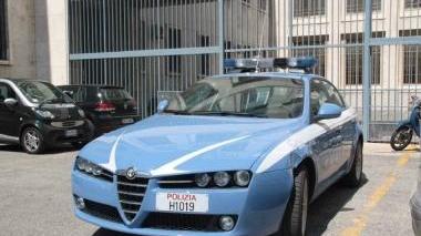 Una volante della polizia