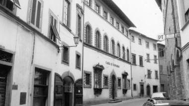 La sede della Cassa di Risparmio di San Miniato