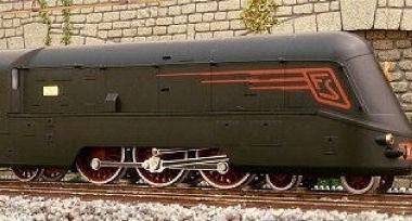 Una Gr.691-023 (Rivarossi) carenata delle Ferrovie dello Stato: quotazione oltre mille euro