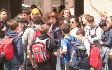 Un gruppo di turisti nel centro storico 