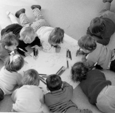 I bambini in un nido (foto darchivio)  