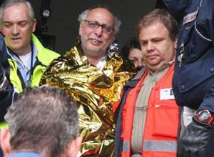Disperato per i debiti minaccia di darsi fuoco