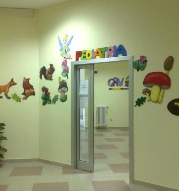 Pediatria, la lotta sbarca su Facebook