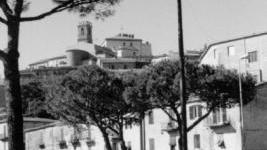 <b>SATURNIA.</b> Parcheggi