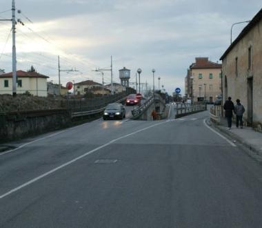 Uno scorcio di via della Repubblica dove &egrave; scattato lallarme prostituzione   