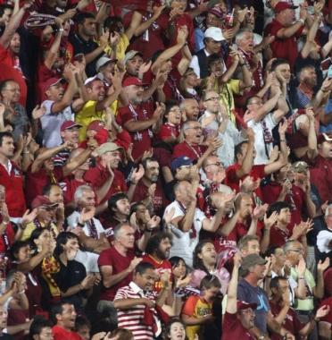 <b>CALORE. </b>I tifosi amaranto allo stadio 