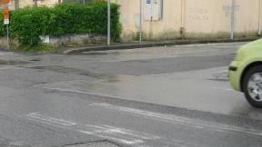A destra l’incrocio a rischio tra via Macerata e via Picasso