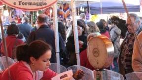 La crisi economica allunga i suoi tentacoli anche tra i banchi del mercato