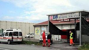 Ruba l'ambulanza per farsi un giro, arrestato in stato confusionale