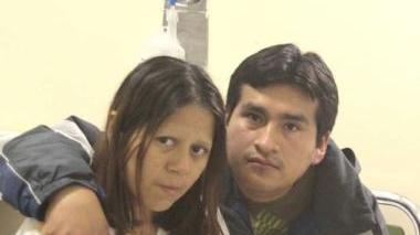 Il dolore di Elisabeth e Victor ieri mattina in ospedale