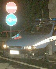 Una volante della polizia 