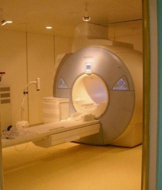 ESAMI. L’apparecchio per la risonanza magnetica