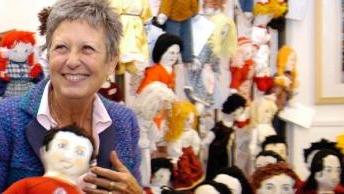 Bachini in mezzo alle pigotte dell’Unicef