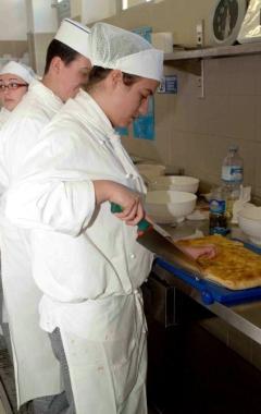 I ragazzi dell'alberghiero a lezione di cucina svedese
