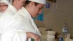 I ragazzi dell'alberghiero a lezione di cucina svedese