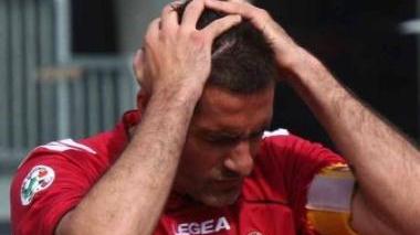 <b>LACRIME. </b>L’uscita dal campo