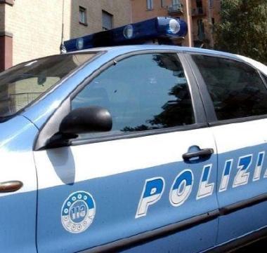 Una pattuglia della polizia    
