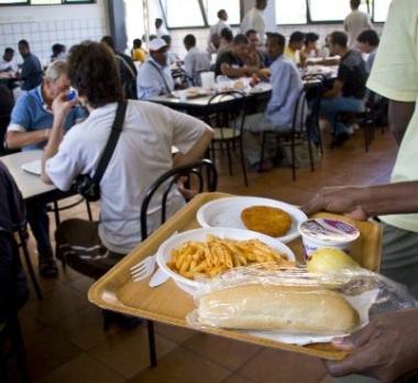 Over 65, meno 40mila euro