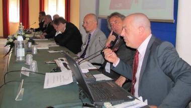 In primo piano Vladimiro Mannocci, curatore del progetto Carta Valori 