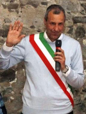 <b>SINDACO. </b>Pietro Cerutti A destra lautovelox contestato 