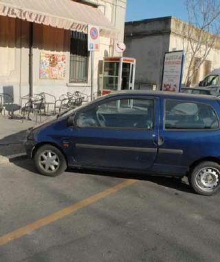 Sosta disabili, parcheggio illegale 