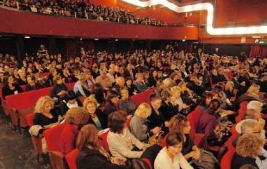 Il pubblico durante uno spettacolo 