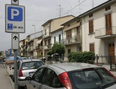 Sosta limitata in via Garigliano 