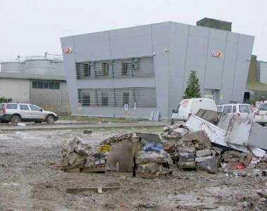 Una azienda alluvionata dalla esondazione del Serchio      