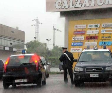 <b>PROTESTA.</b> I connazionali di Arif in municipio     