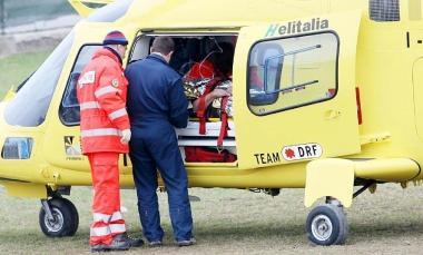 Le operazioni di soccorso al giovane con lelicottero Pegaso 