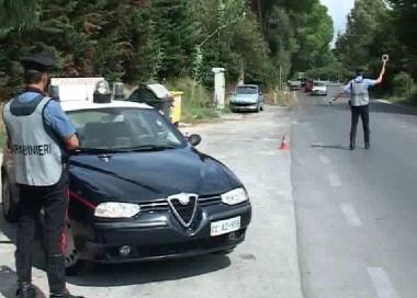Un posto di blocco dei carabinieri 