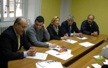 I consiglieri comunali del Pdl durante la conferenza stampa 
