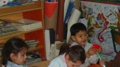 Bimbi in una scuola per l’infanzia (foto di archivio)