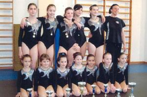<strong>FOTO DI GRUPPO.</strong> Le atlete di ginnastica artistica della palestra Yoseikan