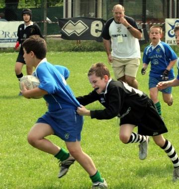 Unazione di rugby giovanile 