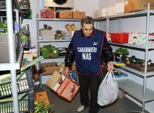 Il ristorante è sporco e i Nas lo chiudon