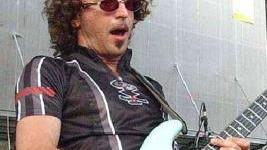 Nick Becattini sul palco del blues