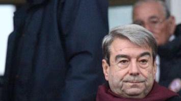 <b>IN ATTESA. </b> Il presidente amaranto Aldo Spinelli
