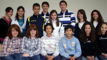 Le sette coppie di gemelli che frequentano la scuola media di Orentano