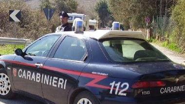 Muore a 52 anni tra le braccia del marito due giorni dopo il padre